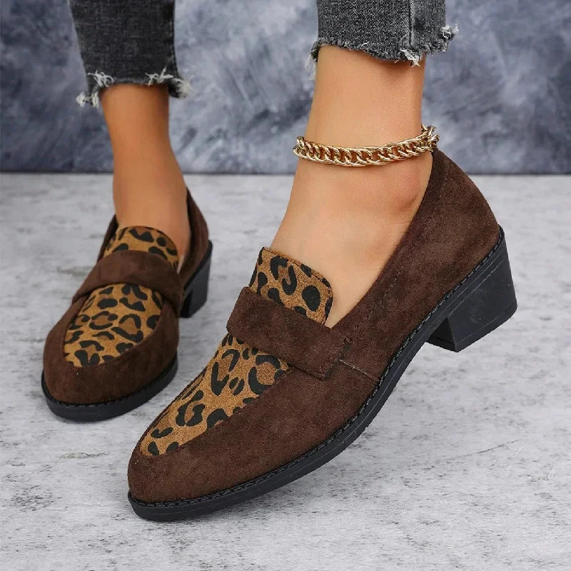 Mocassin noir et leopard