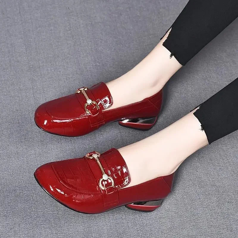 Mocassin croco femme