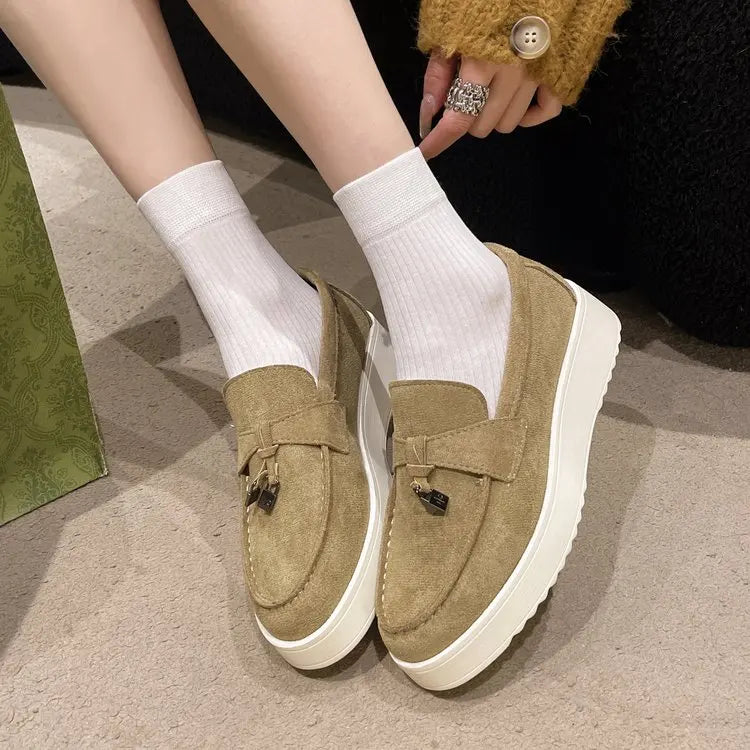 Mocassin daim femme