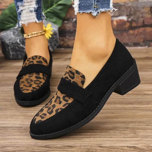 Mocassin noir et leopard
