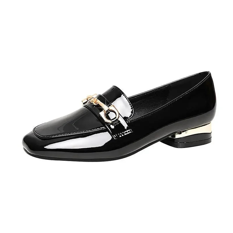 Mocassin rouge vernis femme